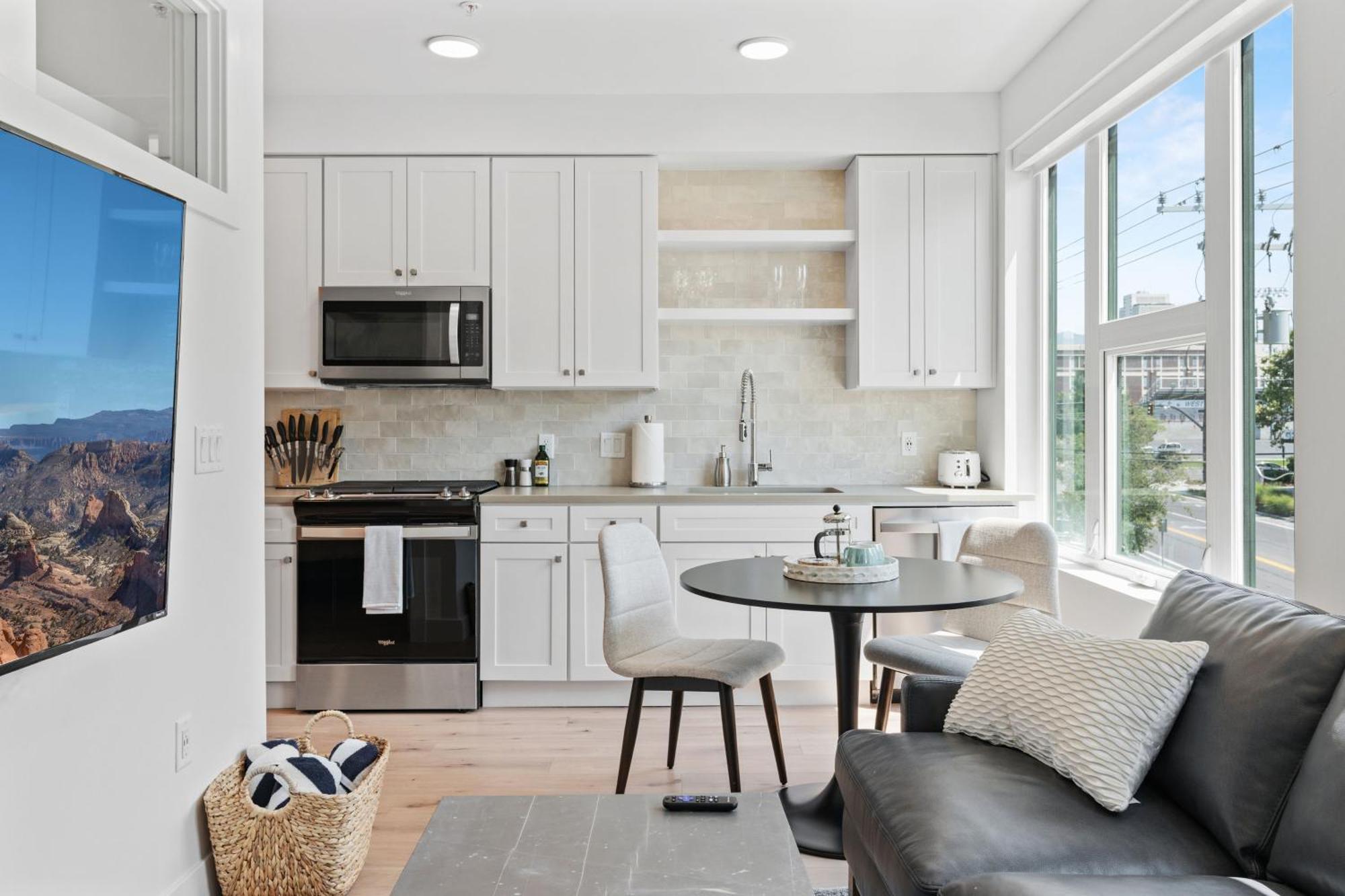 Outstanding Amenities-New Complex- Downtown Luxury Leilighet Salt Lake City Eksteriør bilde